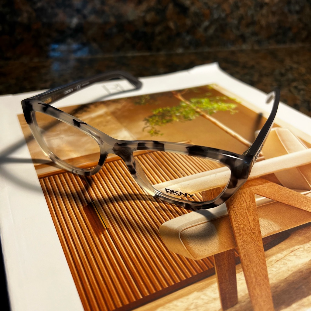 Dkny Frame